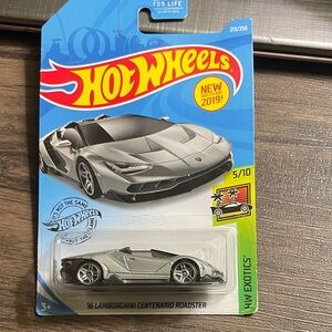 Hot Wheels Lamborghini Centenario Roadster - Silver